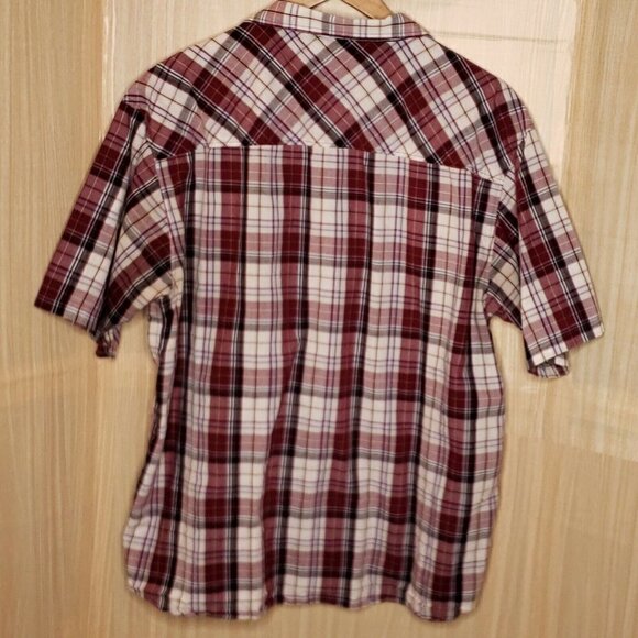 Irreverent Mens Red Plaid Short Sleeve Button Down Shirt XXL - Picture 2 of 7